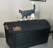 BLACK/WHITE CAT Mailbox topper/ornament,.Solid STURDY CAST aluminum AS SHOWN.