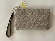 Michael Kors Jet Set Charm Medium Top Zip Wristlet /clutch MK Logo, Camel