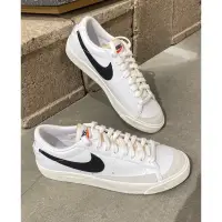 在飛比找蝦皮購物優惠-特價Nike Blazer Low LE 全白色黑勾 低筒 