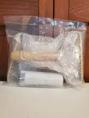 Reusable Lint Remover Set, 2 copper Brushes, 1 Roller. Furniture & carpet