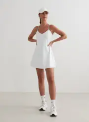 [aim'n] White Sense Strap Dress