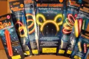 1 10 20pcs BULK LOT Glow in the dark Bracelet Glowsticks Candle Hair Pin Earing