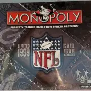 Vintage Monopoly NFL Limited 1999 Grid Iron Edition Board Game Hasbro Sealed