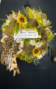 22 Inch Yellow Deco Mesh Bee Wreath Outdoor Bee Nice or Buzz Off Free Shipping