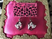Betsey Johnson Fabulous Fuchsia Pink Lucite Crystal Gem Pearl Bow Jewel Earrings