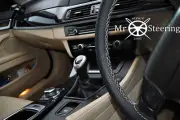 FITS NISSAN DUALIS 06-12 PERFORATED LEATHER STEERING WHEEL COVER WHITE DOUBLE ST (for: Nissan)
