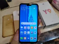 在飛比找Yahoo!奇摩拍賣優惠-9成新 華為 HUAWEI Y9 2019 幻夜黑 電池剛換