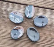 NATURAL BLUE TIGER EYE GEMSTONE WORRY STONE (ONE)