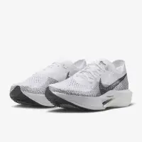 在飛比找momo購物網優惠-【NIKE 耐吉】慢跑鞋 運動鞋 W NIKE ZOOMX 