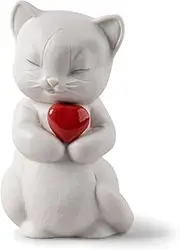 [LLADRÓ] Porcelain Figure Whiskers-Playful Cat from The Lovely World Collection Dedicated to Love. Decorative Figure of a Cat in Matte White Porcelain with a Red Heart