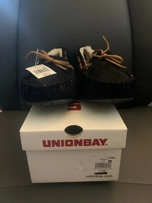 UNIONBAY Women's Yum Black Moccasin Slippers Size 9.5 New in box
