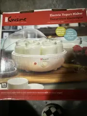 New Opened Box Euro Cuisine YM80 Electric Yogurt Maker w/ 7 Jars & Lids