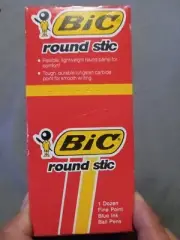 New old stock vintage Bic round stick 1987 1 dozen fine point blue ink box pens