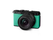 Panasonic LUMIX S9 Mirrorless Camera with 18-40mm Lens (Mint Green)