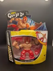 Heroes of Goo Jit Zu WWE Stretchy Superstar REY MYSTERIO Box Damage