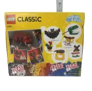 LEGO CLASSIC Bricks and Lights (110Great for Halloween Ghost and Bat New
