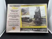 HO Bachmann Plus Coaling and Sand Complex kit #35111