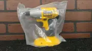 Dewalt DW056 18V Heavy Duty 1/4" Impact Driver-***NEW***