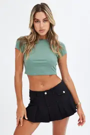 Black Micro Mini Skirt Low Rise Pleated Cargo Lined - Size 12, Women's Mini Skirt