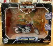 Metal Maxx Harley Davidson Custom Shop FXST Softail Standard 1:20 Brand New U7