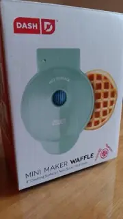 Dash Mini 4" Waffle Maker Non Stick Teal, 350 Watts. NEW