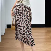 在飛比找蝦皮購物優惠-三宅豹紋印花窄裙女2024年新品夏季直筒鬆緊褶皺包臀半身裙潮