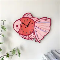 在飛比找蝦皮購物優惠-卡通創意金魚裝飾掛牆鐘錶客廳幼兒園靜音可愛個性動漫時鐘掛鐘c