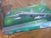 AMT ERTL 31786 McDonnell Douglas F/A-18A "HORNET" U.S.NAVY 1:48 Model Kit