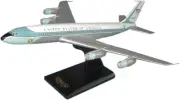 USAF Air Force One Boeing VC-137 26000 Desk Top Display Model 1/100 SC Airplane