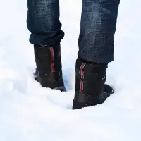 在飛比找蝦皮購物優惠-日本代購 雪靴 女戶外雪地靴男防水防滑加絨加厚保暖東北哈爾濱