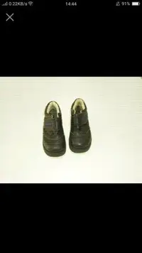 在飛比找Yahoo!奇摩拍賣優惠-男童鞋ELLE#24內長17CM只在家試穿軟軟真皮9成新（櫃