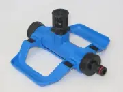 WOBBLE TEE CLEVER DROP MINI WATER EFFICIENT SPRINKLER AUSTRALIAN MADE 005