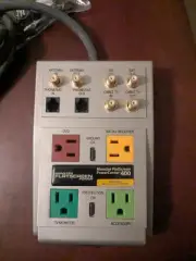 Monster Power HTS 400 Power Strip Surge Protector Home Theatre Clean Power