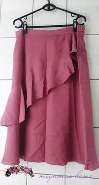 在飛比找Yahoo奇摩拍賣-7-11運費0元優惠優惠-Zalora紫紅荷葉層裙XL SIZE(SK0219)