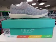 TRAQ by Alegria Womens Sneakers EU 41 US 10.5-11 Style# TRA-GOA-5300-GOALZ