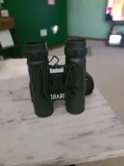 Bushnell Sportsman Binoculars 10x25 302' FOV @ 1000 Yards