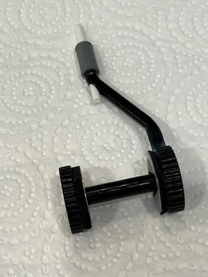 fly tying bobbin ceramic with dual clutch disc drag.