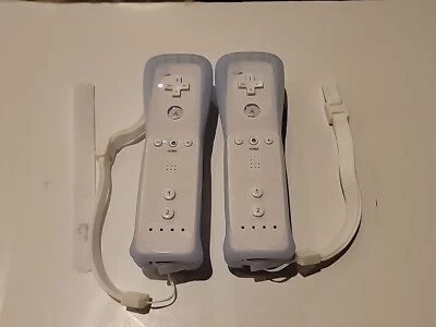2 White Wii Remote Controller Aftermarket New with Gel cases And Wrist Straps
