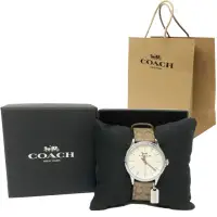 在飛比找momo購物網優惠-【COACH】滿版C LOGO錶帶小吊牌女用手錶禮盒贈紙袋(