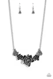 Paparazzi Botanical Breeze Silver Necklace NWT