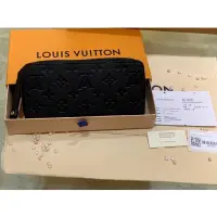 在飛比找蝦皮購物優惠-LOUIS VUITTON LV 路易威登 經典壓紋黑色 長