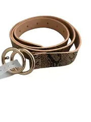 woman double ring belt