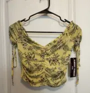 ALMOST FAMOUS Peasant Sleeve Tie- Front Floral Crop Top Yellow, Scoop Neck - S