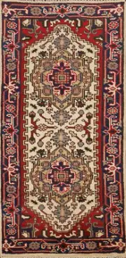 Heriz Serapi Ivory Hand-Knotted Indian Carpet in Wool 5' 10" x 2' 6"
