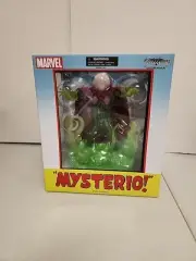 Diamond Select Toys Gallery Diorama Marvel Mysterio PVC Factory Sealed
