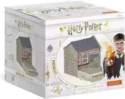 Hornby R7232 Harry Potter Hogsmeade Booking Hall Building OO Gauge NEW