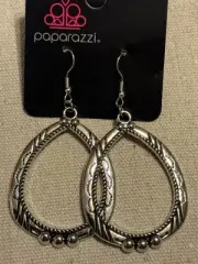 Paparazzi TERRA TOPOGRAPHY silver earrings