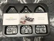 NEW! THRESHOLD CAKELET PAN - Makes 6 Cakes