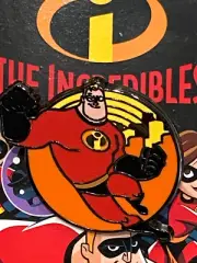 2019 Disney Mystery Pin Pixar The Incredibles Superhero Mr. Incredible