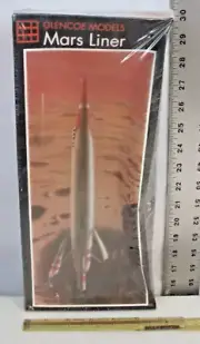 GLENCOE MODELS MARS LINER TOMORROWLAND ROCKET MODEL KIT SEALED